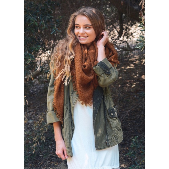 Cognac Blanket Scarf Brown Mohair Fall Wrap NWT - Picture 2 of 2